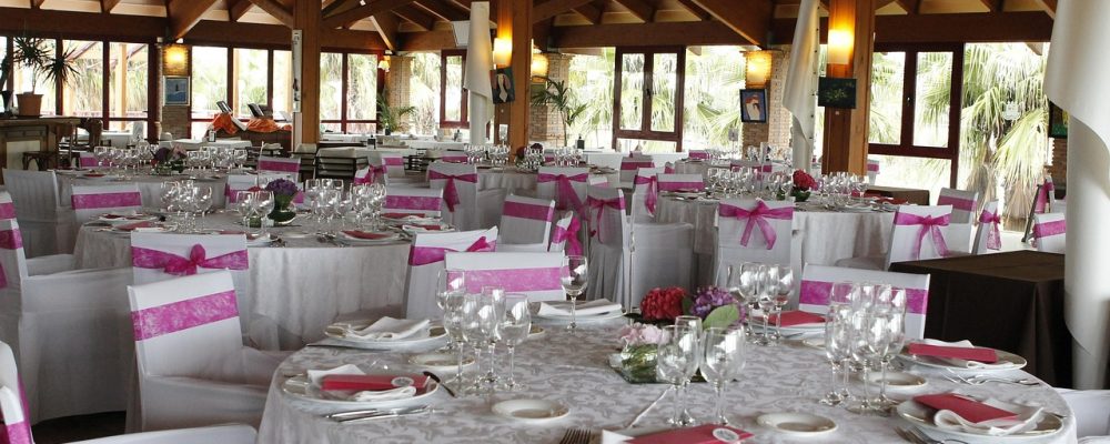 Stolovanie v luxusnej atmosfére